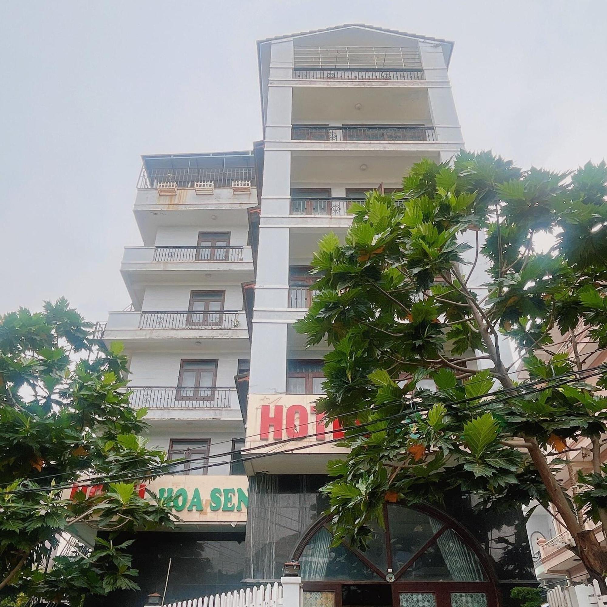 Hoa Sen Hotel Ho Şi Min Exterior foto